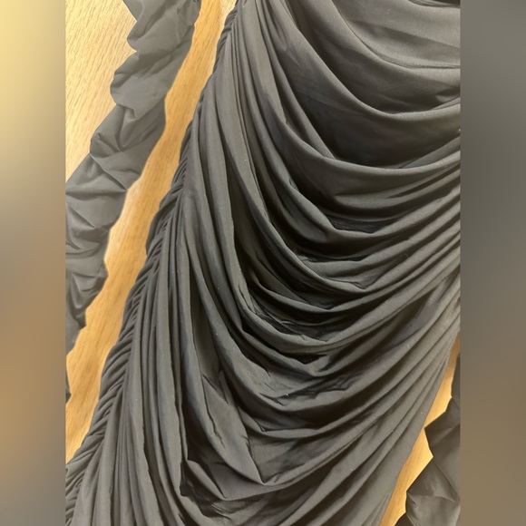 Parton Ruched Strapless Dress With Gloves - Picture 5 of 10